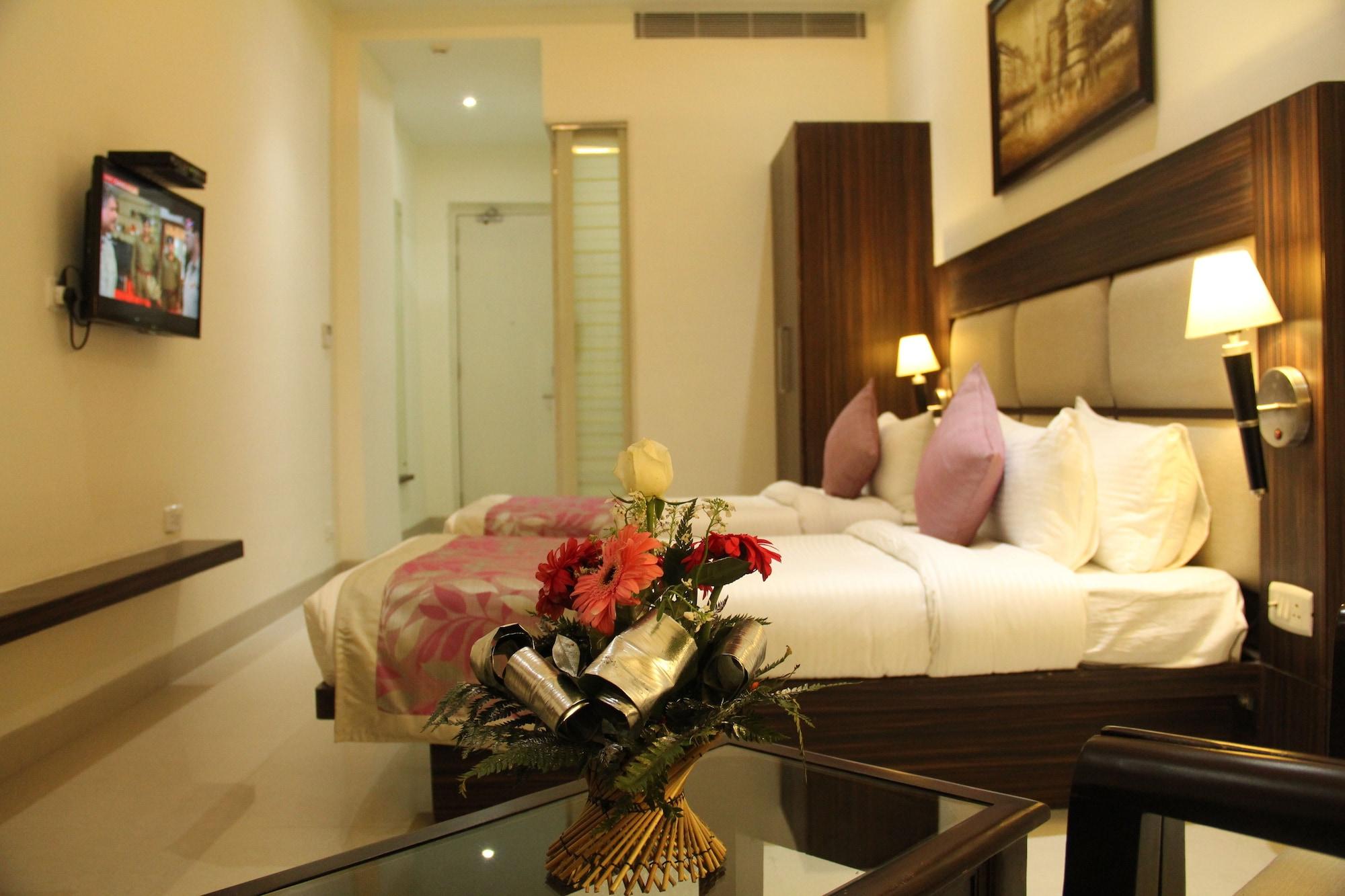 Bhawna Clarks Inn Agra Ngoại thất bức ảnh